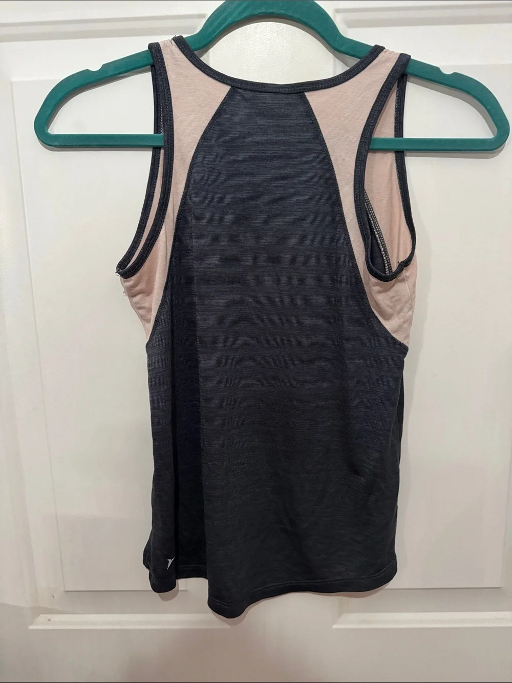 Old Navy Women's Performance Tank - Charcoal & Blush